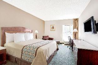 Days Inn By Wyndham Newport News City Center Oyster Point Zimmer foto
